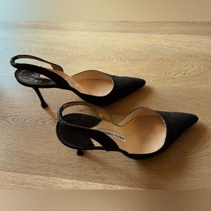Manolo Blahnik classic sling back kitten heels